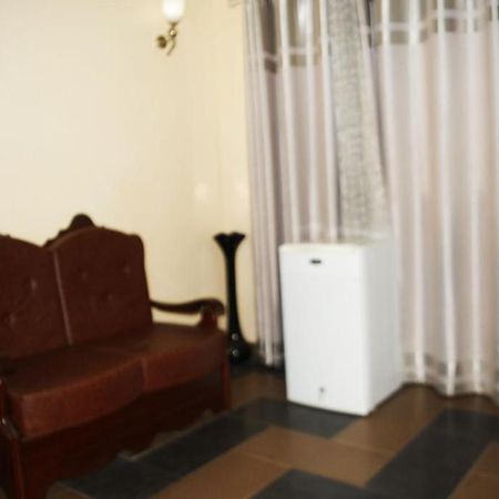 Bénin Berge hotel Cotonou Buitenkant foto